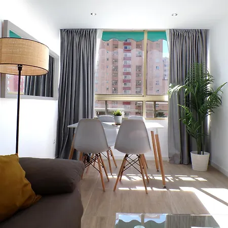 Moderno Apartamento Con Piscina Y Bicicletas Gratis Benidorm Exterior foto